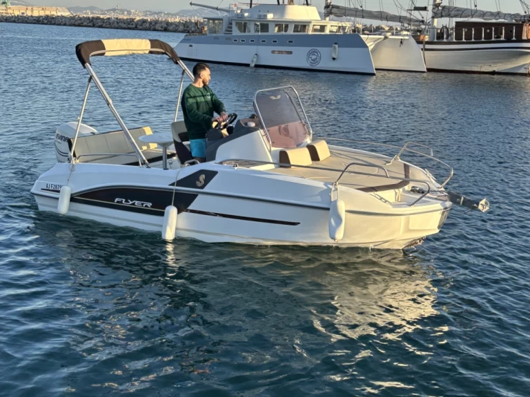 Alquiler Lancha Bénéteau con o sin  título de navegación