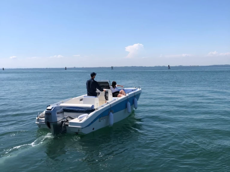 Alquiler Lancha en Venecia - Kolmarine Open Teorema 20