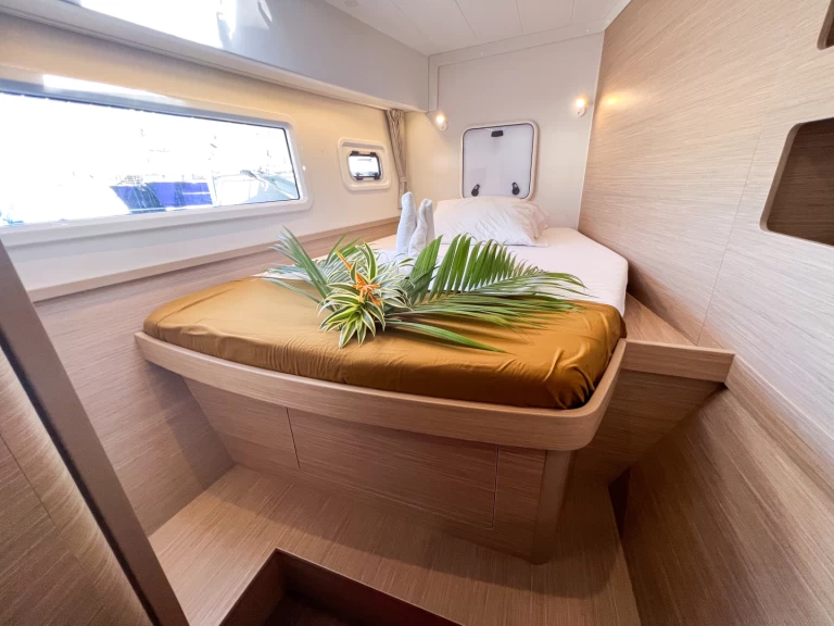 Alquiler de barcos Rangiroa barato de Lagoon 42