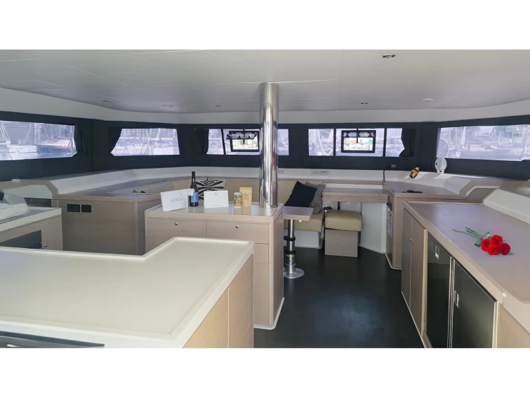 Alquiler de embarcaciones Dufour Dufour 48 enToúrlos en Samboat