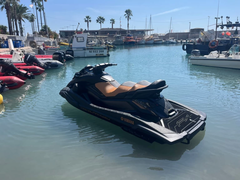 Alquiler de barcos Cros-de-Cagnes barato de Yamaha FX SVHO