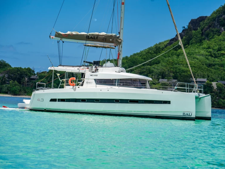 Alquiler de embarcaciones Bali Bali 4.3 enEden Island en Samboat