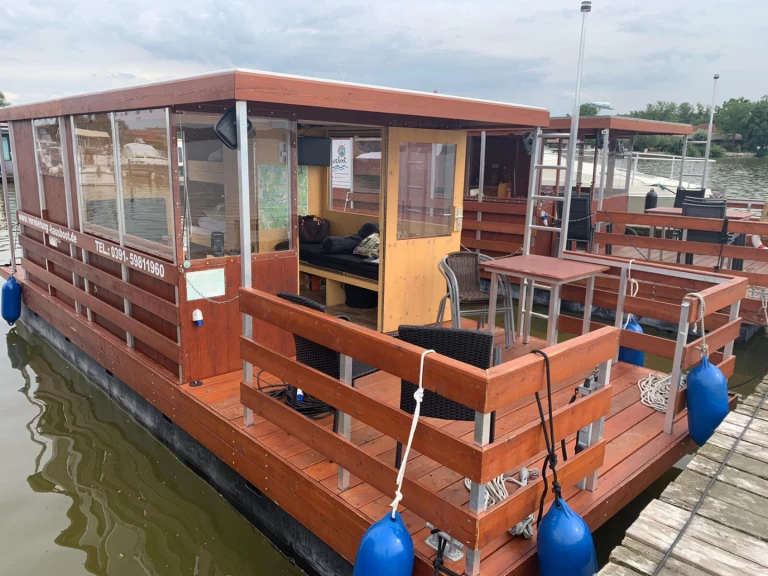Alquiler de Casa flotante, con o sin patrón TS765 Neuruppin