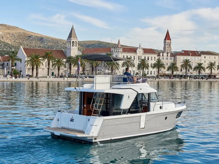 Alquiler Lancha Bénéteau con o sin  título de navegación