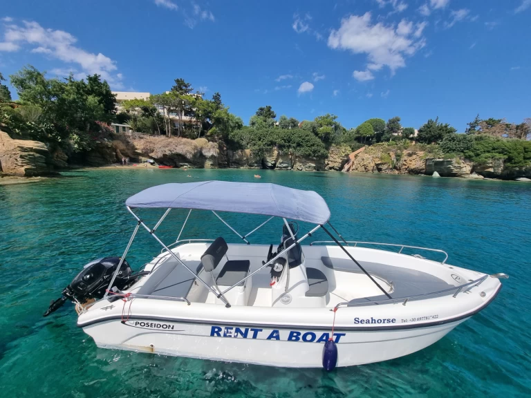 Alquiler de embarcaciones Poseidon Boat for 2-7 person enAgía Pelagía en Samboat