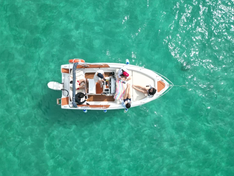 Alquiler Cagliari - Capelli Cap 17 en SamBoat