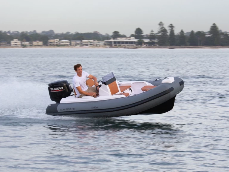 Alquiler Altea - Italboats Stingher 380FR en SamBoat