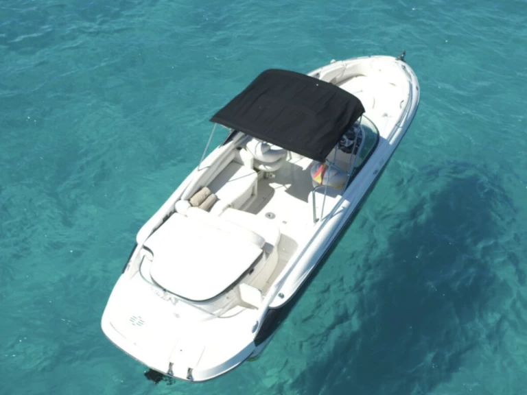Alquiler de embarcaciones Monterey Monterey 278SS enMarina Ibiza en Samboat