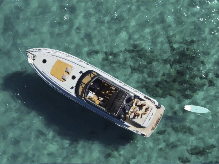 Yate de lujo para alquilar Ibiza Magna al mejor precio