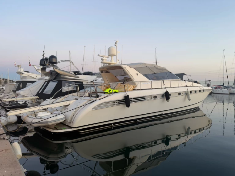 Alquiler de embarcaciones Arno Leopard Leopard 23 Sport enPort Cogolin en Samboat