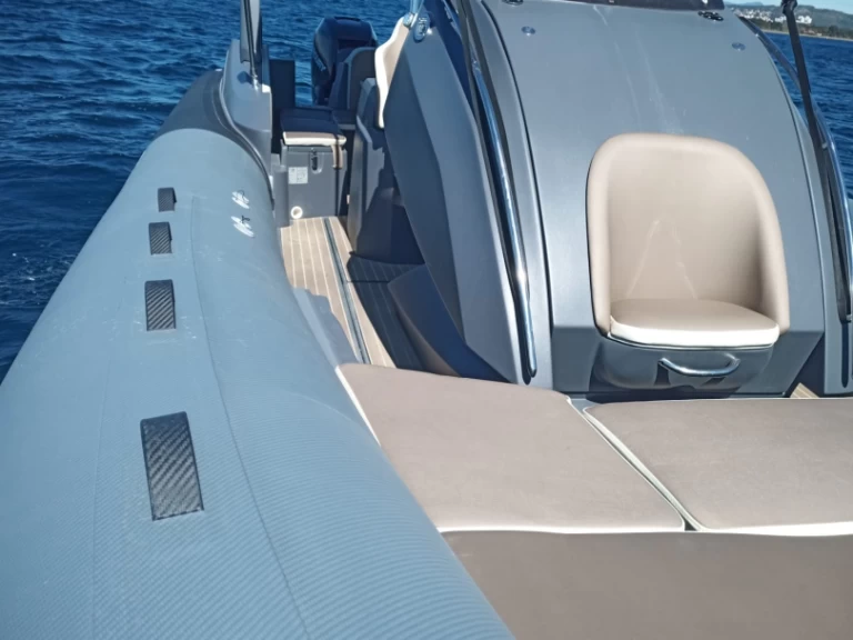 Alquiler de Italboats 32 gt  en Hyères