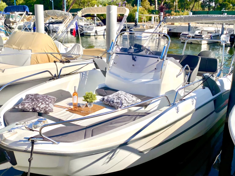 Lancha para alquilar Mónaco al mejor precio