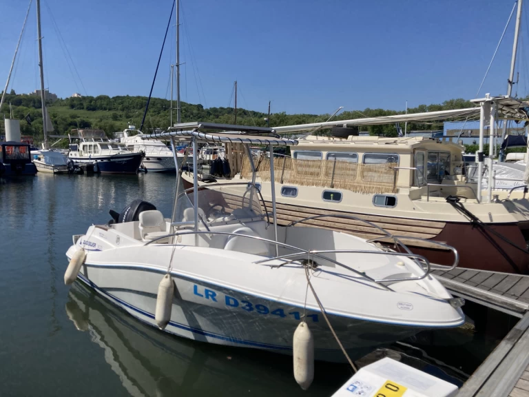 Lancha para alquilar Rouen al mejor precio