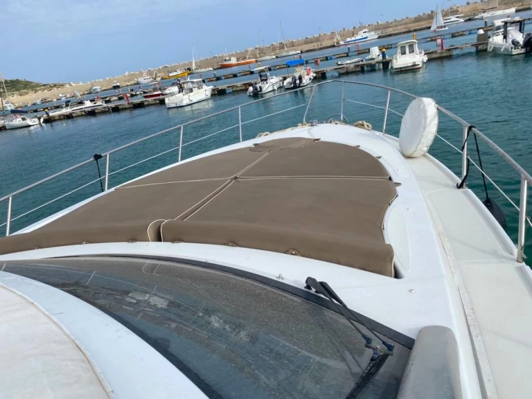 Alquiler Lancha Rizzardi con o sin  título de navegación