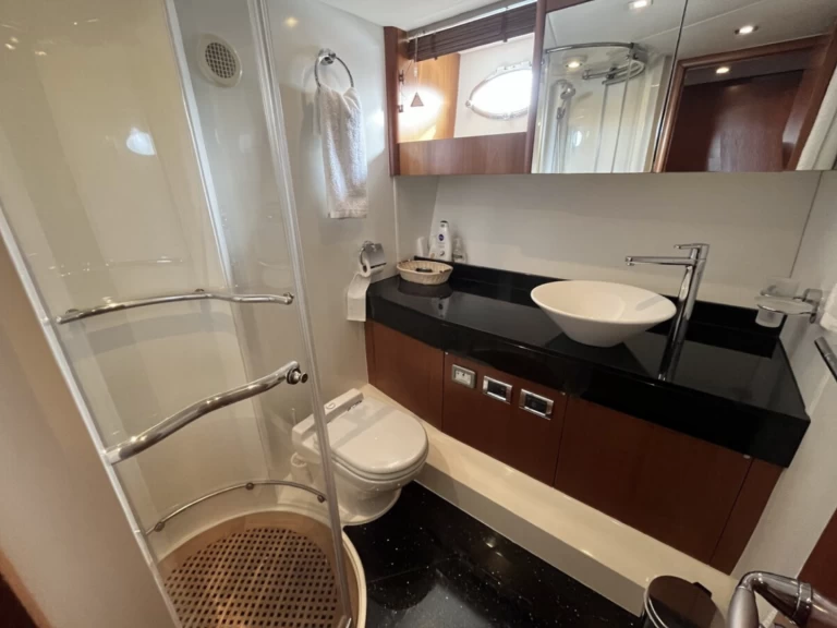 Alquiler de Yate de lujo, con o sin patrón Sunseeker Ibiza Magna