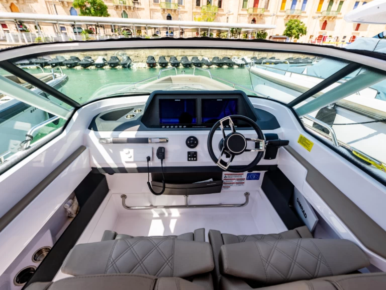 Alquiler de embarcaciones Axopar 28 T-Top enSan Julián en Samboat