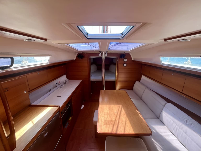 Alquiler Velero Dufour con o sin  título de navegación