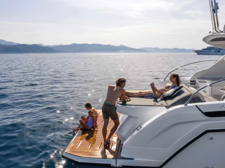 Alquiler Lancha en Mónaco - Azimut Azimut 45