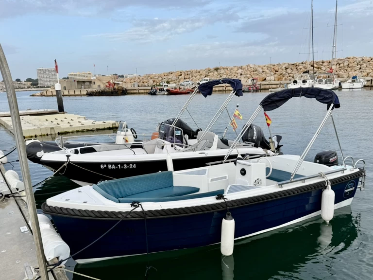 Alquiler l'Escala - Silver Yatch 495 en SamBoat