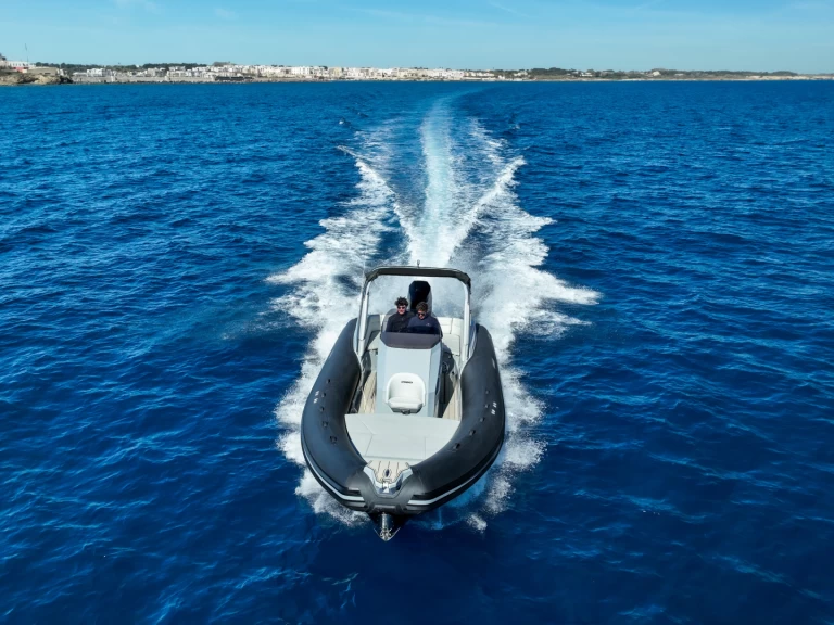 Alquiler de Italboats Stingher 28GT Lux en Altea