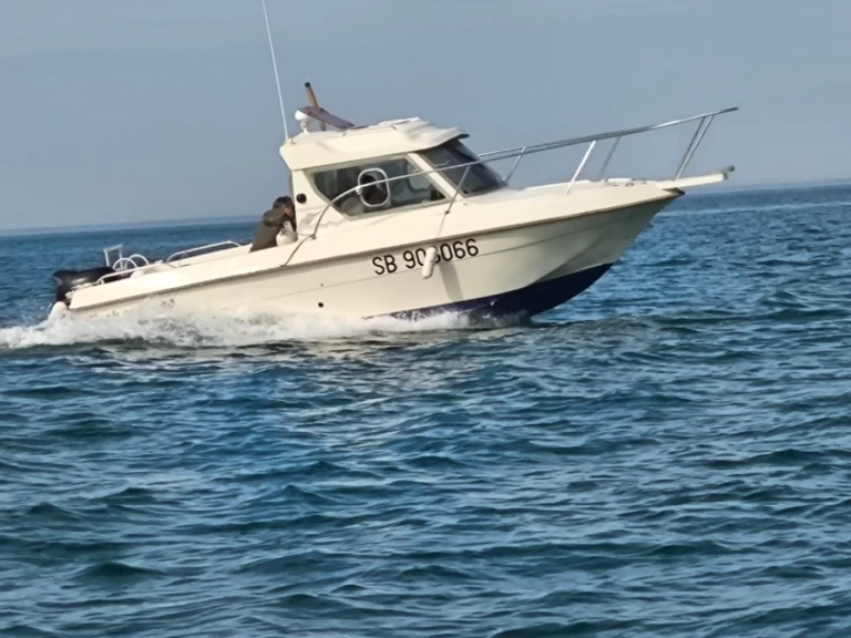 Alquiler de Ultramar Week End 700 en Saint-Quay-Portrieux