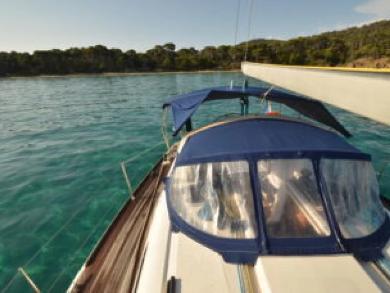 Alquiler Velero Dufour con o sin  título de navegación