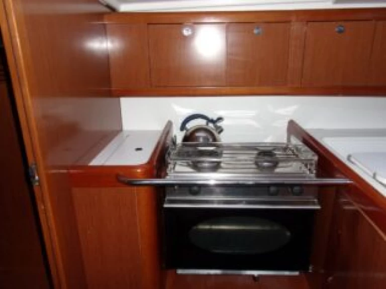 Velero para alquilar Toulon al mejor precio