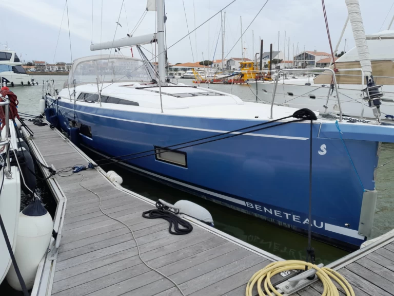 Alquiler de embarcaciones Bénéteau Oceanis 46.1 enToulon en Samboat