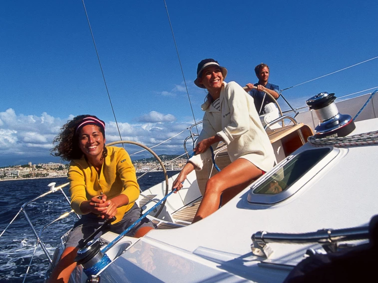 Alquiler de embarcaciones Jeanneau Sun Odyssey 45 enToulon en Samboat