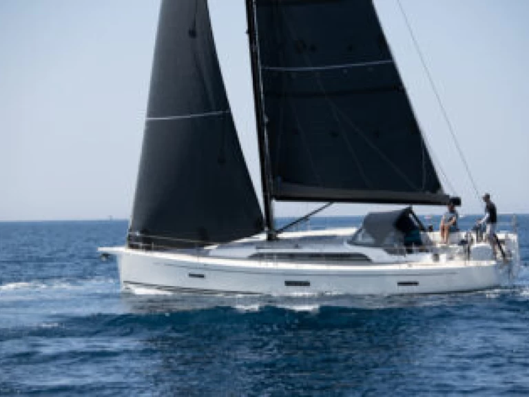 Velero para alquilar Toulon al mejor precio