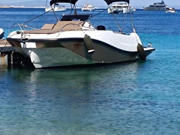 Alquiler de embarcaciones V2 BOATS 7.0 Sundeck enPortals Nous en Samboat