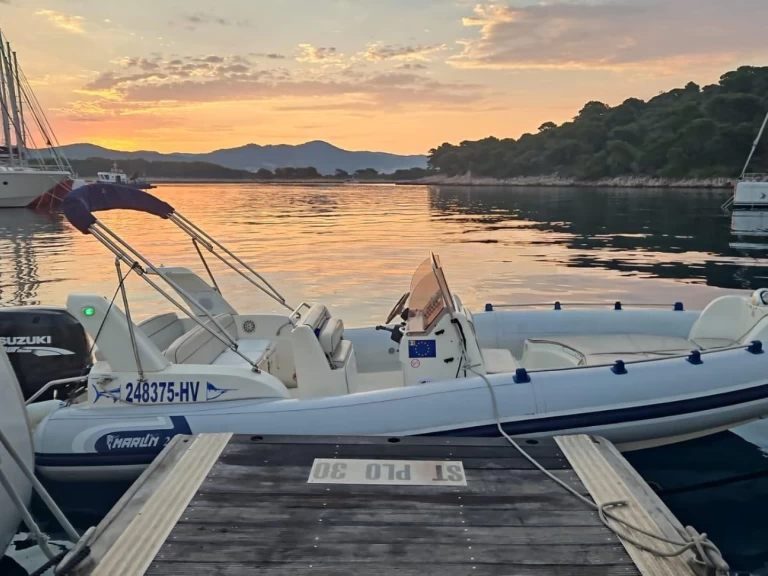 Alquiler de Neumática, con o sin patrón Marlin Boat Bol