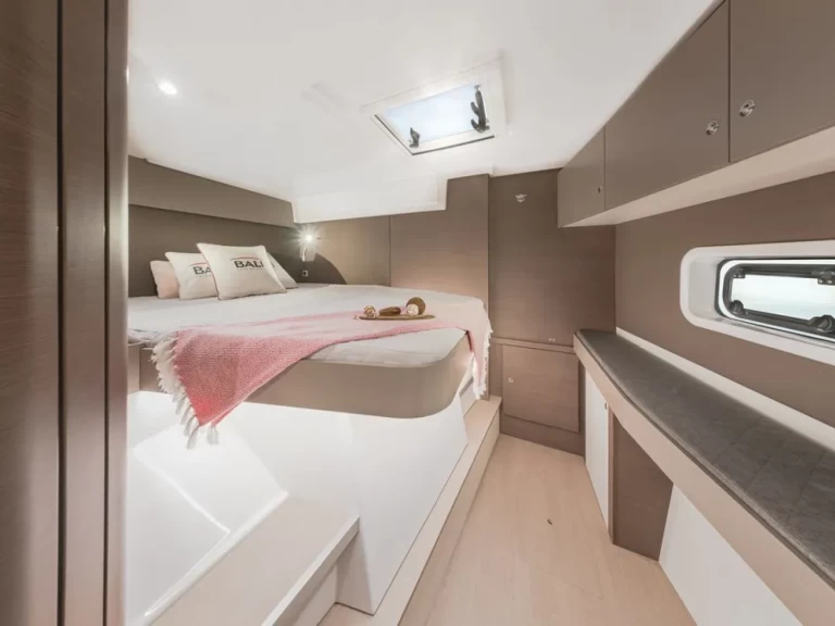 Alquiler de Catamarán, con o sin patrón Bali Port Cogolin