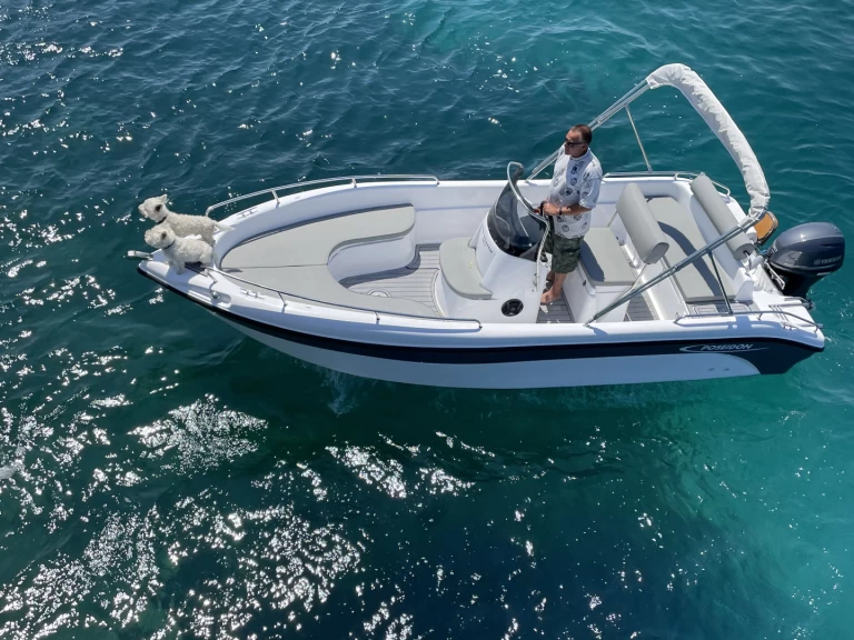 Alquiler de Lancha, con o sin patrón Poseidon Agía Kiriakí