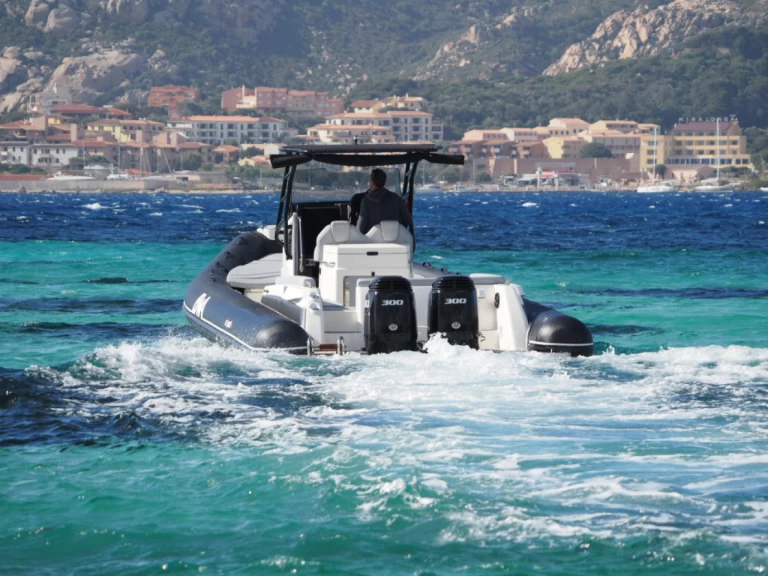 Alquiler Neumática Bwa con o sin  título de navegación