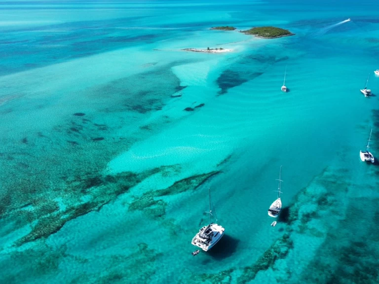 Alquiler de Catamarán, con o sin patrón Bali 4.8  Gustavia