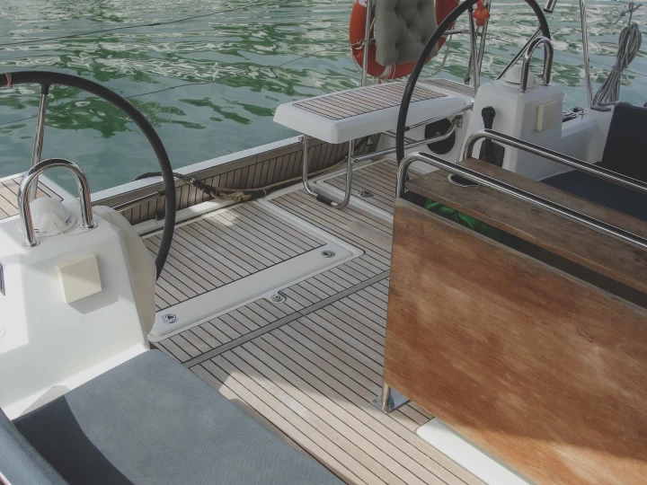 Alquiler de Velero, con o sin patrón Bénéteau Castell-Platja d'Aro