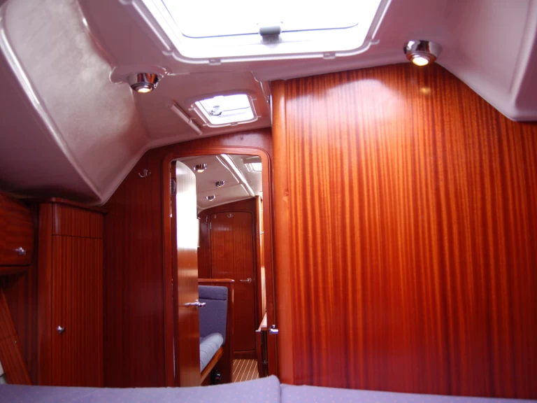 Alquiler de Velero, con o sin patrón Bavaria Kiel