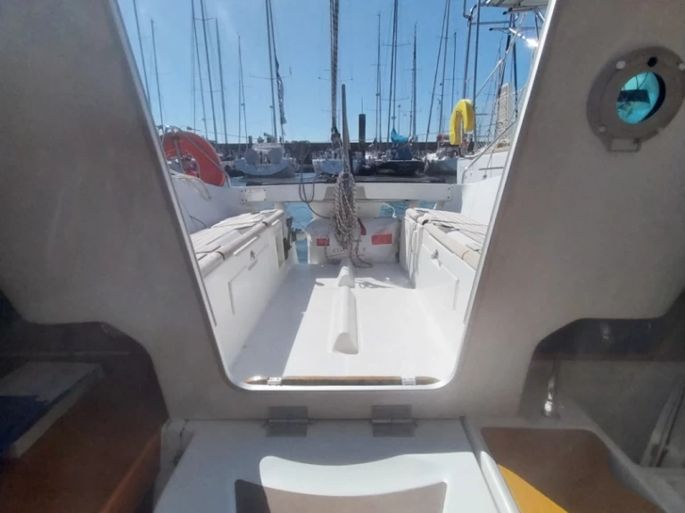 Alquiler de Bénéteau First 25 en La Trinité-sur-Mer