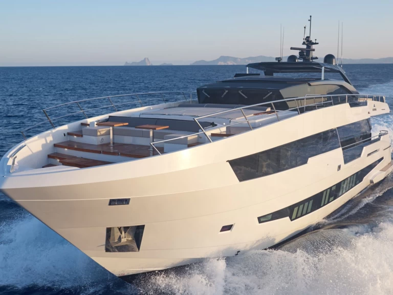 Alquiler de barcos Tivat barato de 100 Century