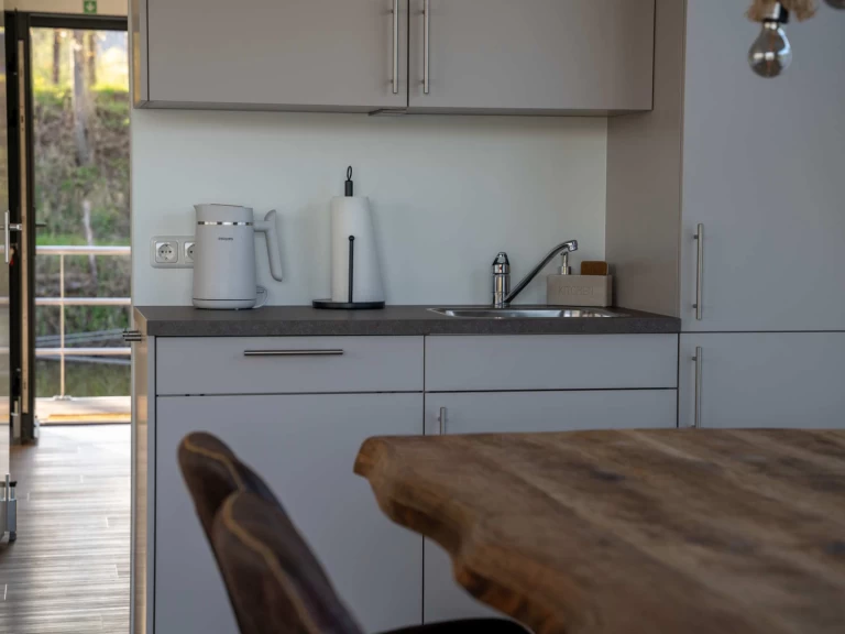 Alquiler de embarcaciones FLOATING 44 enHöxter en Samboat