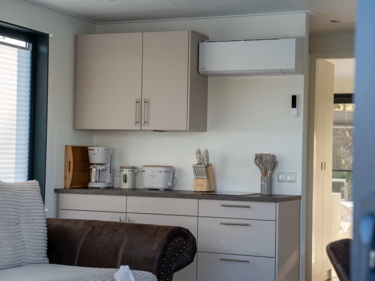 Alquiler Casa flotante FLOATING con o sin  título de navegación