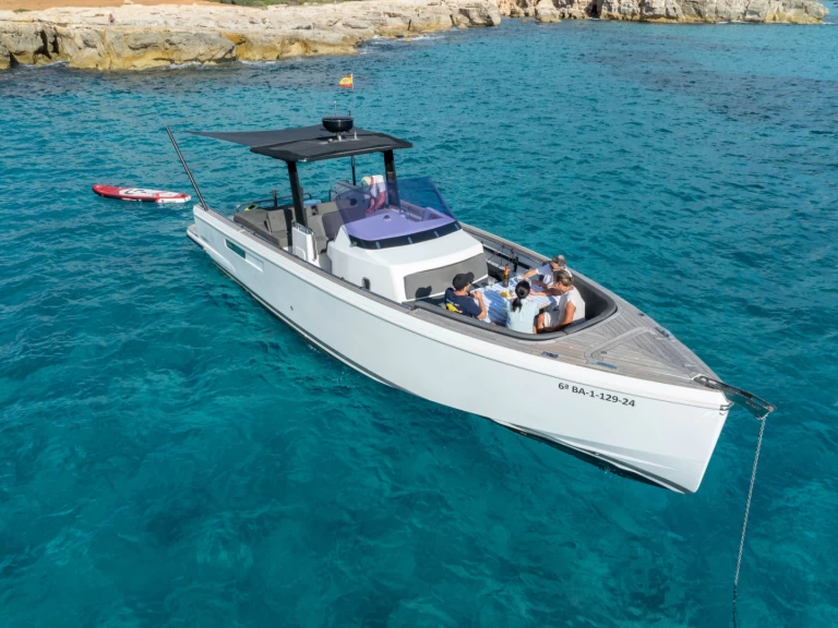 Alquiler Lancha Fjord con o sin  título de navegación