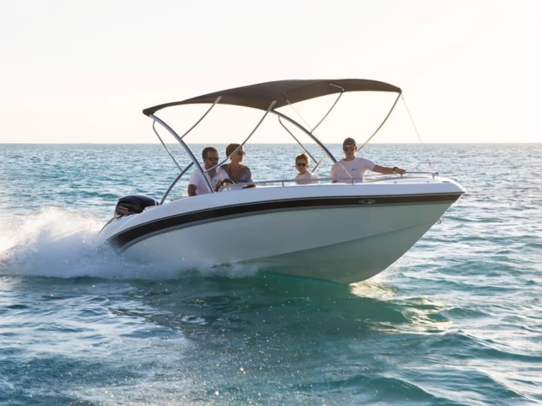 explorer 195 mercury pro xs 150 hp de alquiler a Pointe d'Esny