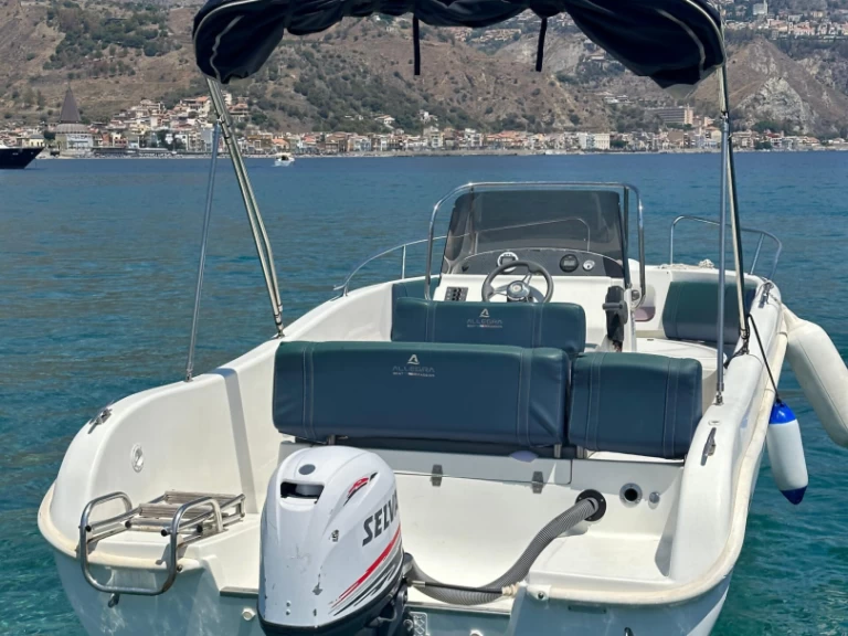 Allegra Boats All 19 Open de alquiler a Giardini-Naxos