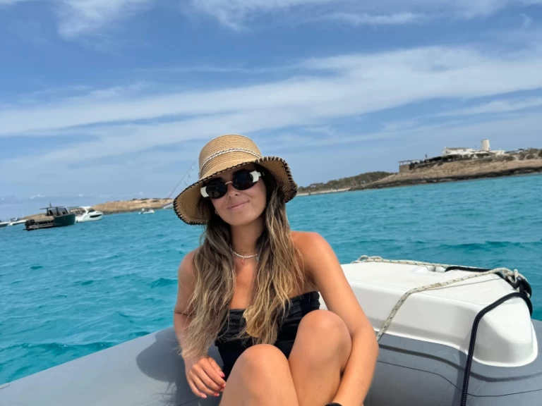 Joker Boat Coaster 650 Barracuda de alquiler a La Savina