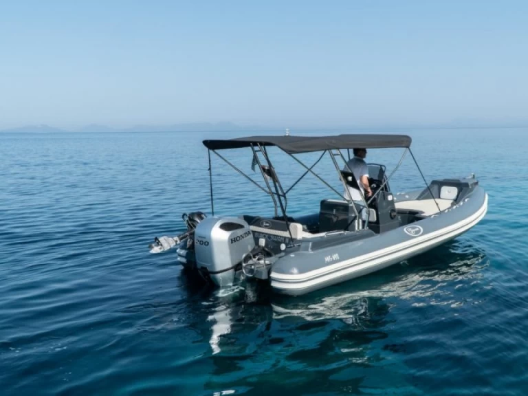 Alquiler Neumática Saver con o sin  título de navegación