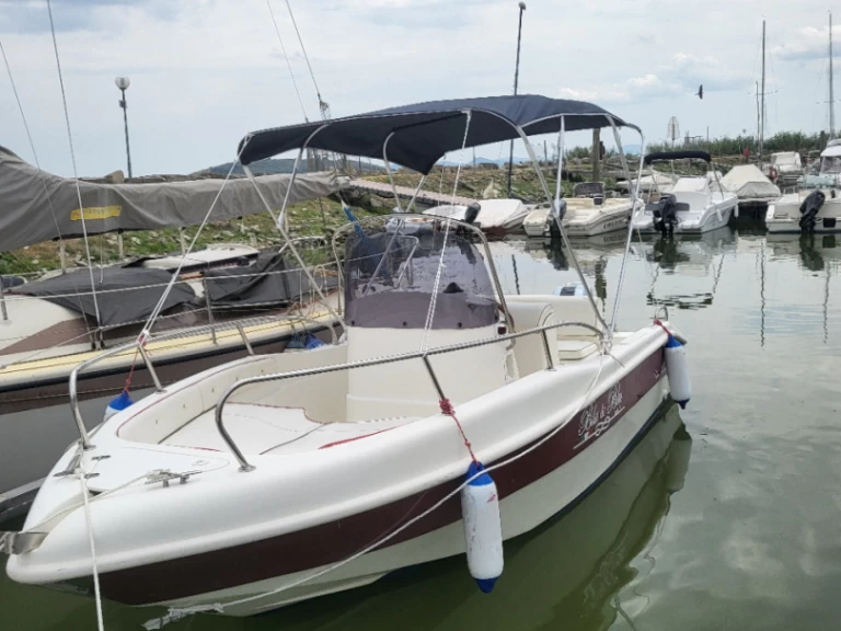 Rascala Gran Turismo 570 de alquiler a Tuoro sul Trasimeno