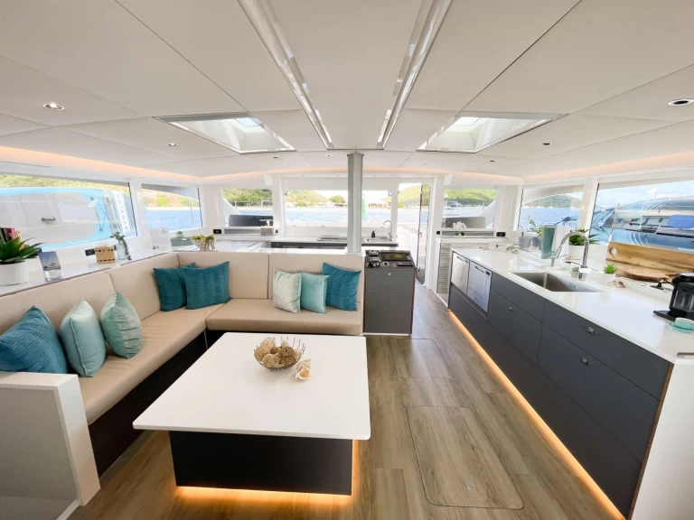 Yate de lujo para alquilar Islas Vírgenes Británicas al mejor precio