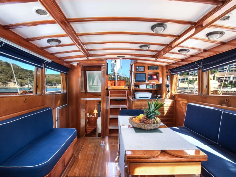 Abeking & Rasmussen GAEL I de alquiler a Provenza-Alpes-Costa Azul